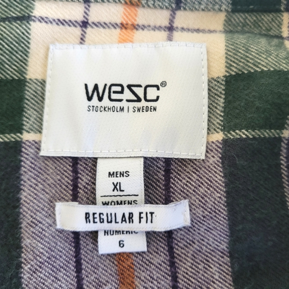 Wesc Plaid Tartan Regular Fit Flannel Purple Men's XL - Picture 6 of 6